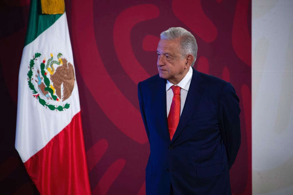 AMLO anuncia un quién es quién en los sueldos de servidores públicos