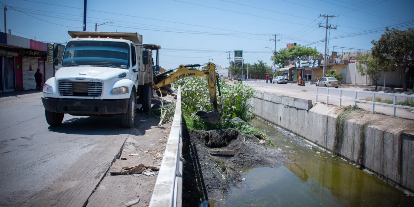 Avanzan los trabajos de limpieza y desazolve en arroyos y canales de ...