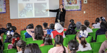 La obligación de la SEP es poner el aprendizaje al centro