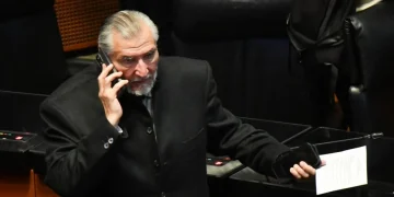 Adán Augusto resiste el desembarco de Durazo como jefe territorial de cara al 2027