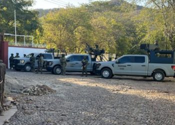 Operativo por cielo y tierra en El Salado en Sinaloa dejó 2 detenidos