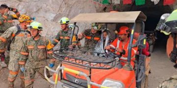 Hallan muerto a tercer trabajador atrapado en mina de Sinaloa