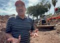 En Los Mochis, Comuna clausura obra de entubado de dren pluvial criticado por colonos
