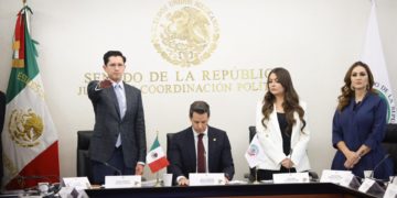 Roberto Velasco comparece ante comisión del Senado para su ratificación en SRE