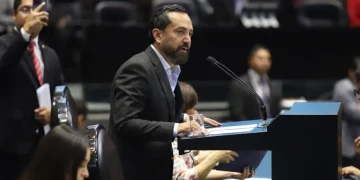 Ávila sostiene su pelea con Adán y ahora reclama que Inzunza pida licencia en el Senado