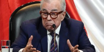 Rocha Moya dejó iniciativa para ‘blindar’ la información pública en Sinaloa antes de pedir licencia
