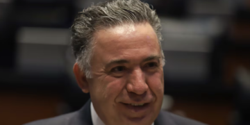 Enrique Inzunza y los versos de la desvergüenza