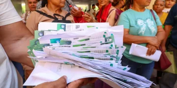 Vivir con miedo al apagón: familias se organizan contra cortes de luz en Sinaloa
