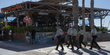 Una emboscada a fuerzas federales en Sinaloa deja un marino muerto y tres heridos