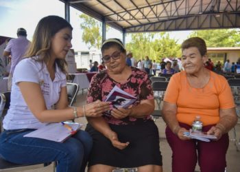 Más de 400 personas de comunidades de El Carrizo ubicadas en los límites con Sonora, se benefician con la Caravana del Bienestar.