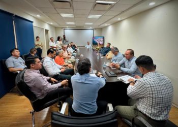 Gobierno del Estado y SEDECO Ahome pone a disposición 2 esquemas de créditos a comerciantes afectados de Plaza Fiesta.