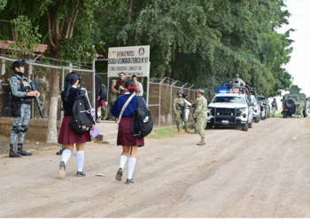 Ejército blinda escuelas por regreso a clases en Sinaloa: vigilan planteles tras amenaza en colegio privado de Culiacán