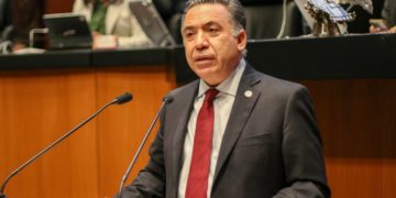 Enrique Inzunza se declara Senador Independiente
