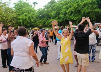 Invitan DIF e IMAC a festejar el “Día del Abuelo” el viernes 28 de agosto en la Plaza Solidaridad.