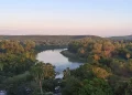 Alertan por aumento del caudal del río tras desfogue de la presa Huites de Ahome