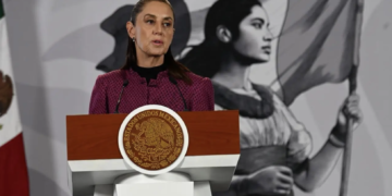 Tras crisis que acabó en la segunda salida Rocha Moya, Sheinbaum visitará Sinaloa el 20 de septiembre