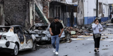 Apuntan al CJNG y el Cártel de Sinaloa, por el ataque con coche bomba en comandancia de Zacatecas