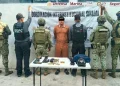 Detienen a ocho personas y asegura armas y explosivos en Mazatlán, Sinaloa
