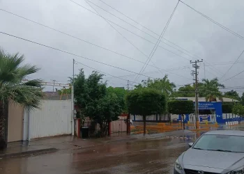 Lluvias de hasta 150 milímetros y oleaje de 6 metros ponen en alerta al norte de Sinaloa