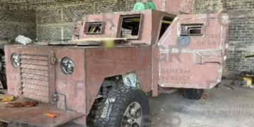 FGR asegura en Guasave, Sinaloa cinco vehículos “monstruos” con blindaje artesanal