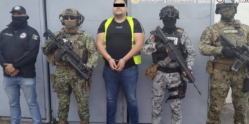 Trasladan a “El Nenuco”, operador del Cártel de Sinaloa, a Baja California: debe responder por el asesinato de un agente en 2023