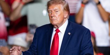 Trump considerará “enemigo” a quien diga ‘inteligencia artificial’ en vez ‘superinteligencia’