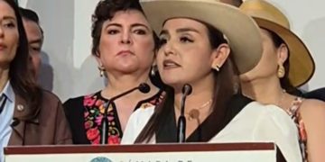 Grecia Quiroz acude a San Lázaro para pedir que FGR atraiga el caso Carlos Manzo